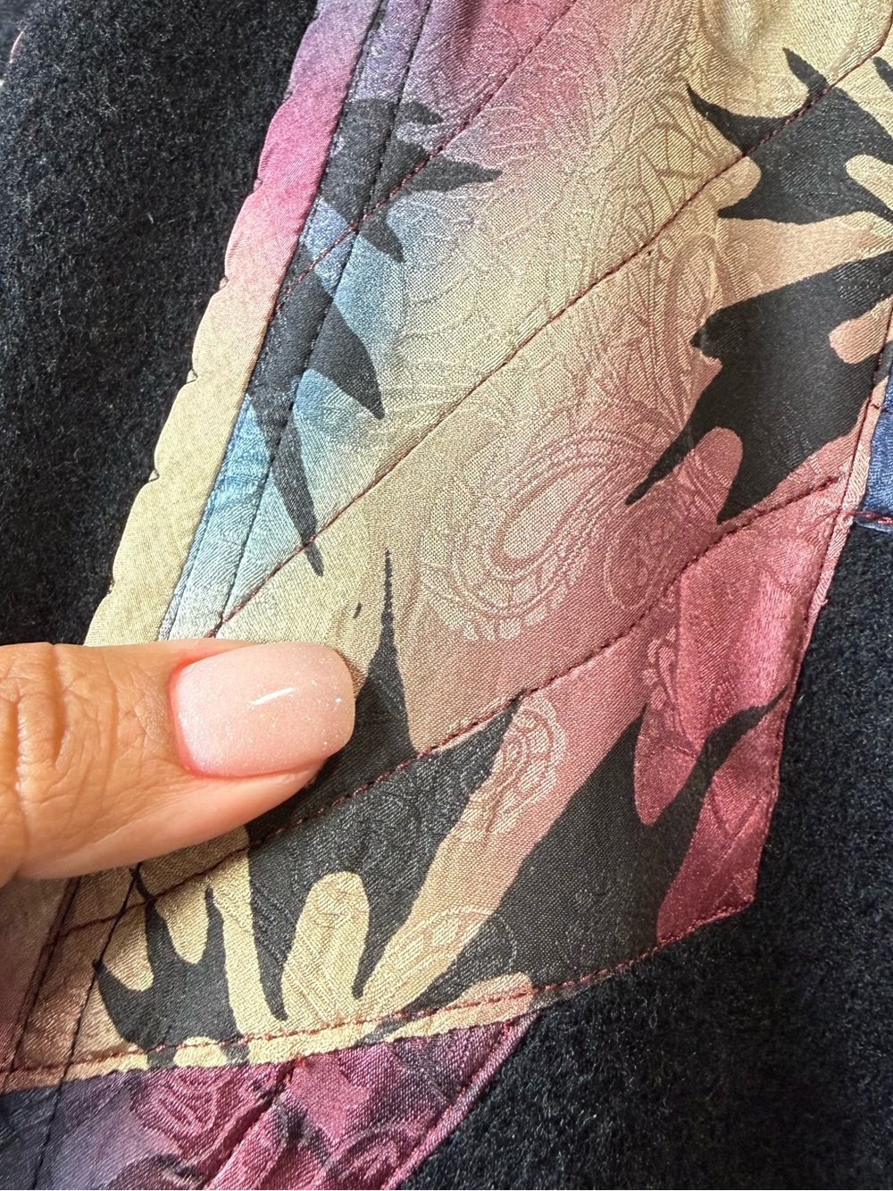 Joyce Fogle‎ Art-to-Wear Vest medium Black Wool Silk Trim Abstract Button FLAWS - Picture 7 of 16